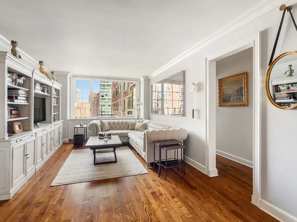 245 E 54th St APT 25, Manhattan, NY 10022