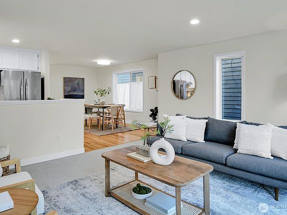 4th image of 7542 24th Avenue NE