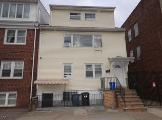233-235 Adams St, Newark City, NJ 07105