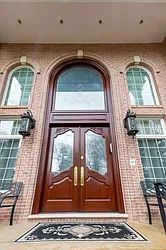 Sold by Robert DeFalco Realty