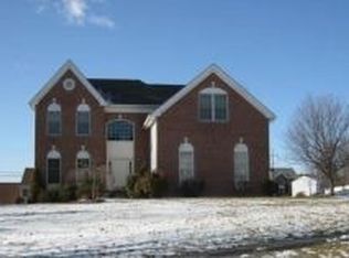 9 Hawthorne Rd, Shrewsbury, MA 01545