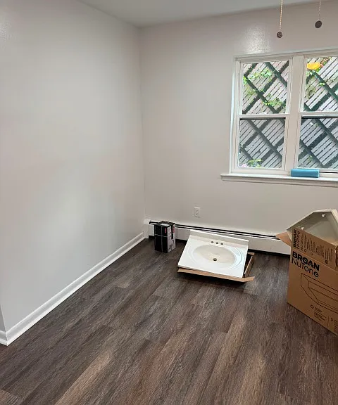 8 Wilbur St — Photo 11