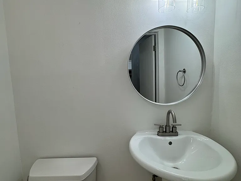 612 NE 20th Ave #3 — Photo 12