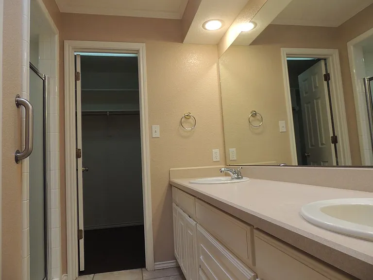 2913 Sunburst Dr — Photo 18