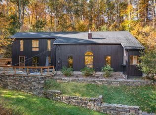 199 Union St, Deep River, CT 06417