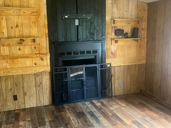 2nd image of 3207 Rocky Springs Rd
