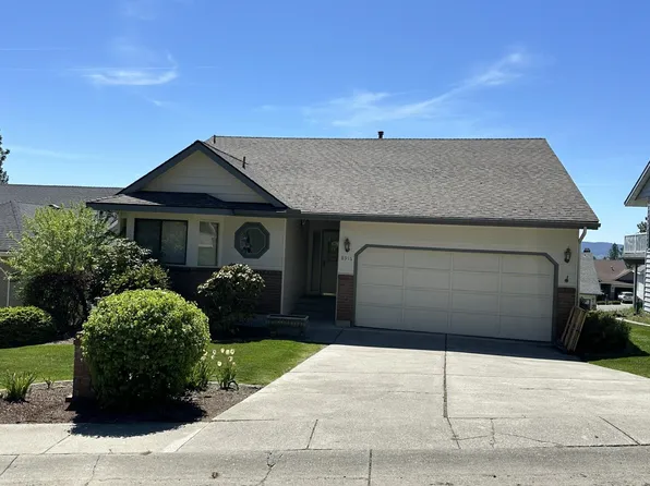 8916 E Boardwalk Ln, Spokane, WA 99212