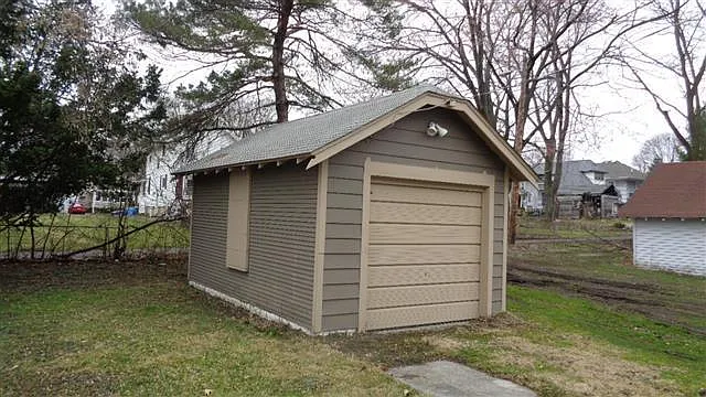 204 S Francis Ave — Photo 10