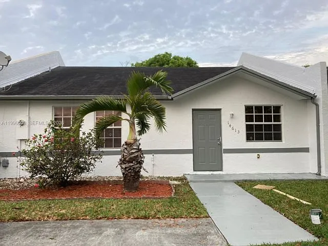 14613 SW 117th Ave — Photo 1
