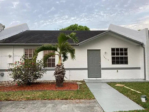 14613 SW 117th Ave Photo 1