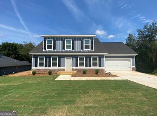 841 Rouse Cir, Hoschton, GA 30548