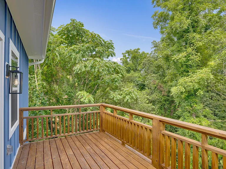 406 N Seminole Dr #102 — Photo 9