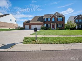 9756 Crooked Creek Dr, Centerville, OH 45458