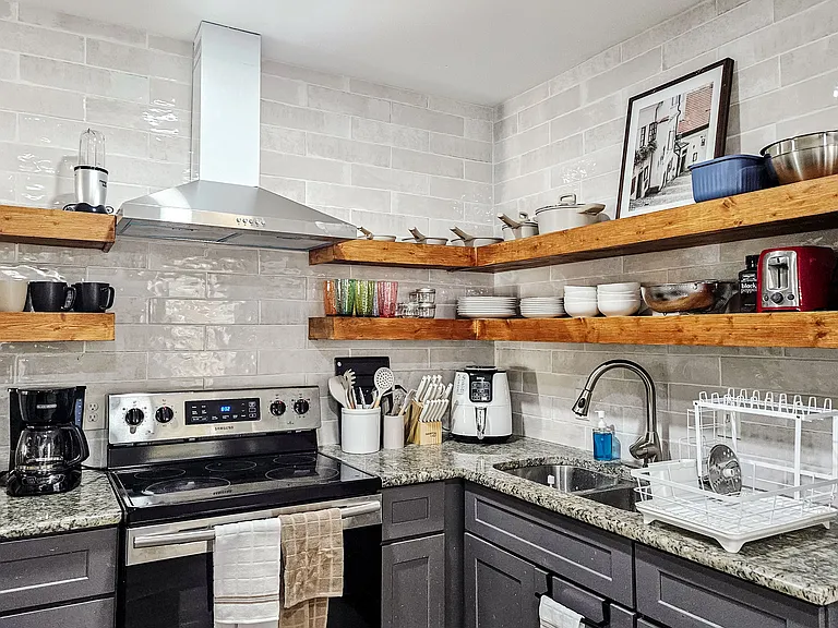 1241 Lowe St #1243 — Photo 47