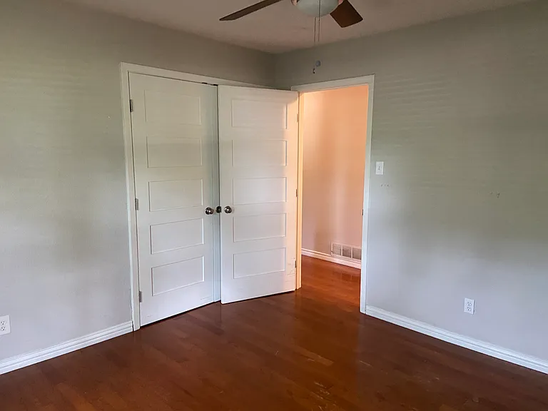 617 Loch Ln — Photo 28