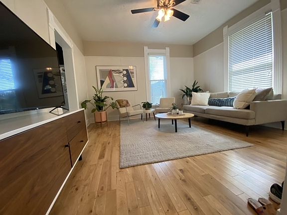 2nd image of 5504 Woodrow Ave