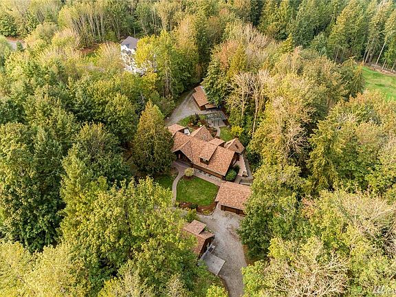 4th image of 19206 SE 342nd St
