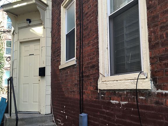 2nd image of 807 S Saint Bernard St #1R