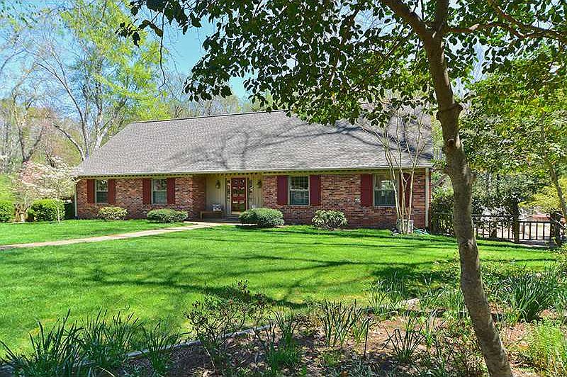 1st image of 325 Burns Ln