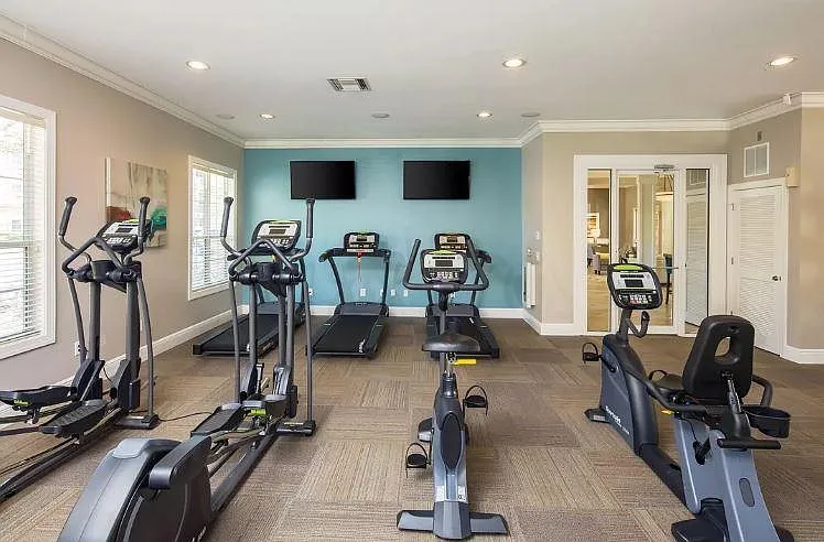 4890 Florida Club Cir — Photo 13