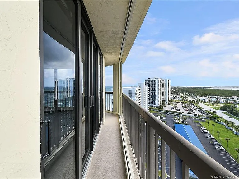 9550 S Ocean Dr #1610 — Photo 45