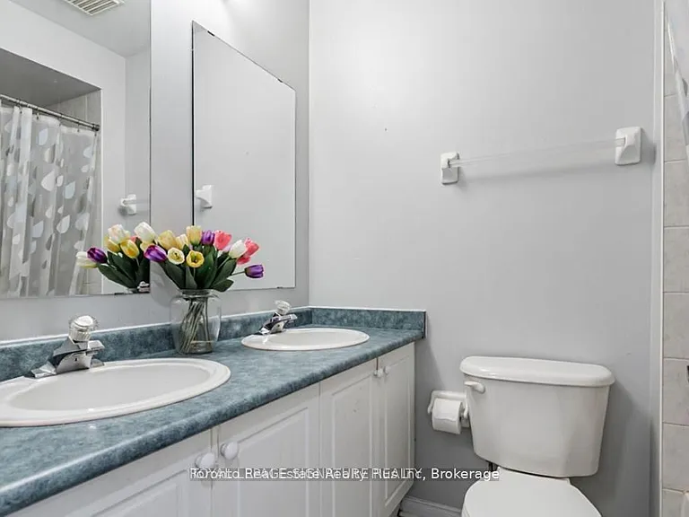 18 Preston Ave — Photo 15