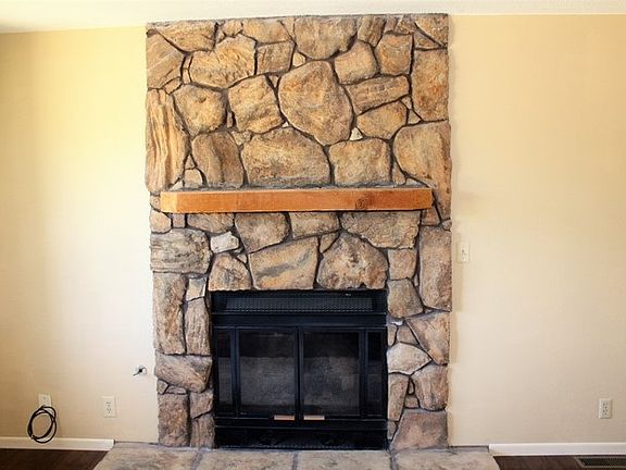 5th image of 125 E North Point Dr