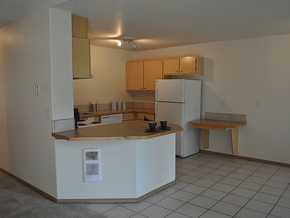 Kitchen & Dining Room