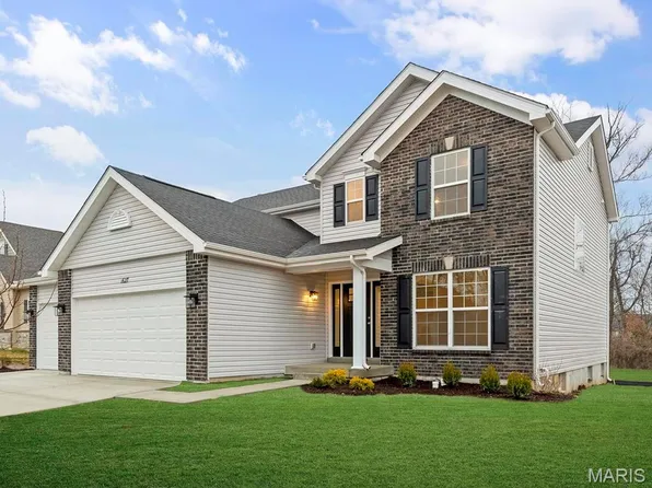 610 Tull Ct, Wentzville, MO 63385