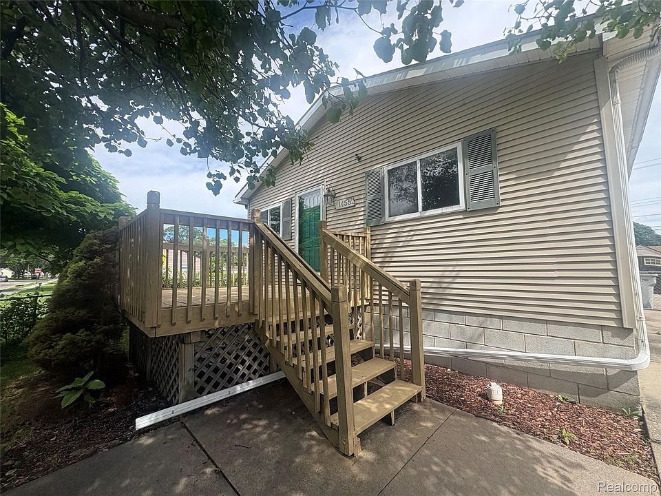 1st image of 1455 E Meyers Ave
