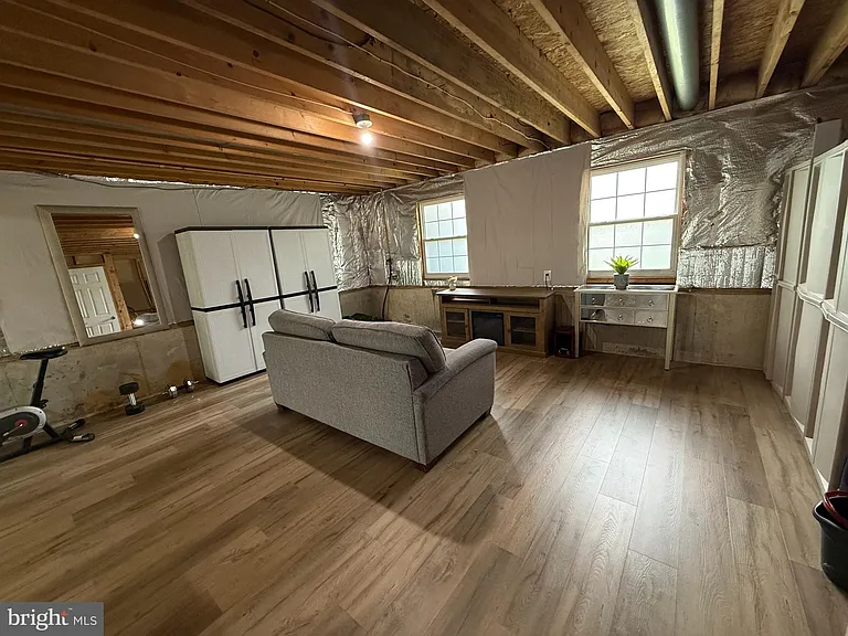 305 Crosswinds Dr — Photo 16