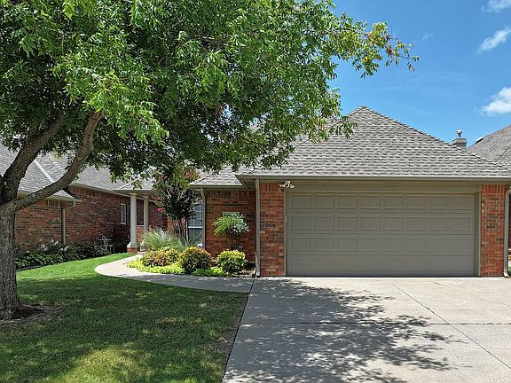 4th image of 12305 Greenlea Chase E