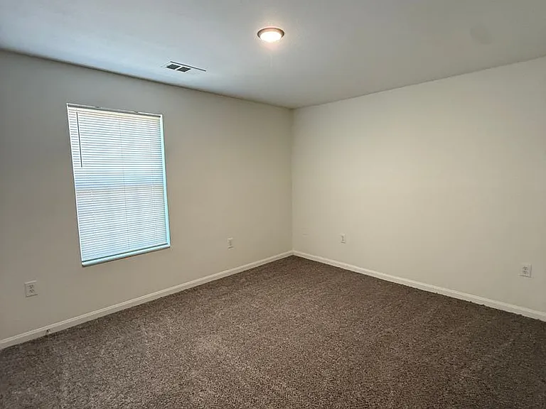 Highlands Apts — Photo 66