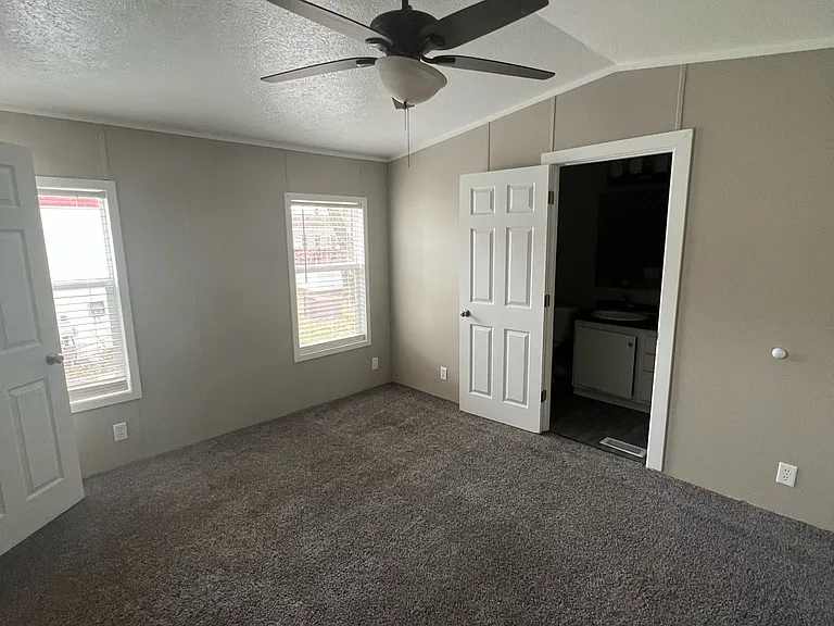 Five Seasons Davenport — Photo 18