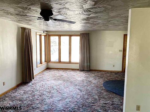 2nd image of 2626 W 42nd St