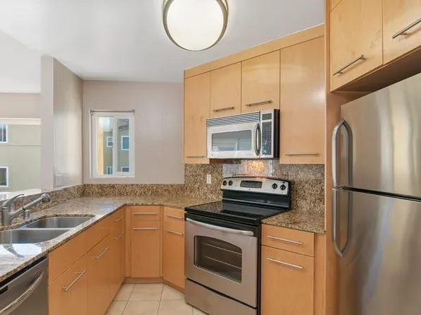 7405 Charmant Dr, San Diego, CA