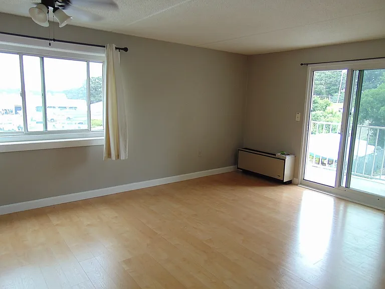 200 Cove Way #313 — Photo 5