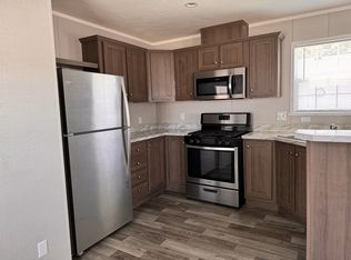 5201 Chantelle Dr #134, Flint, MI 48507