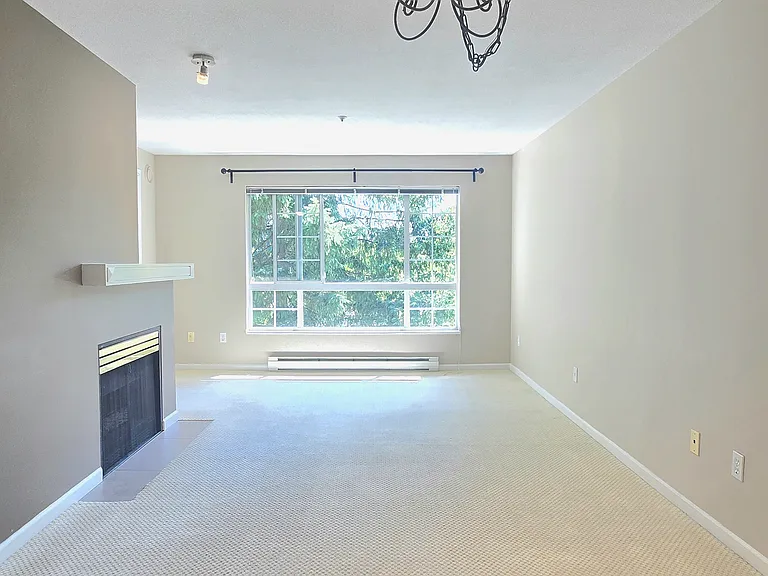 1252 Town Centre Blvd #428 — Photo 10