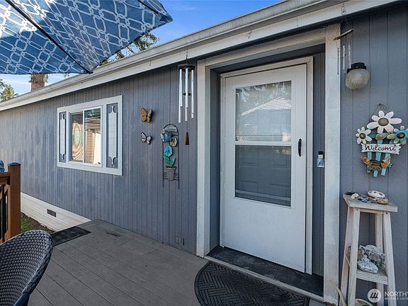 2nd image of 12511 112th Avenue E #41