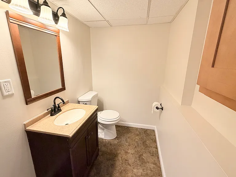 103 Valleyview Dr — Photo 19