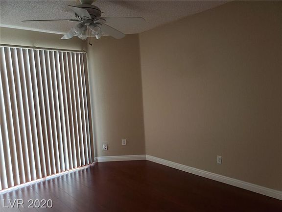 4th image of 7633 Shore Haven Dr