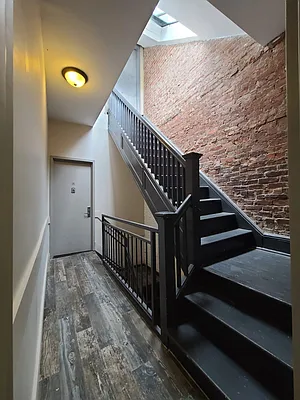 Rented by Oxford Property Group | media 9