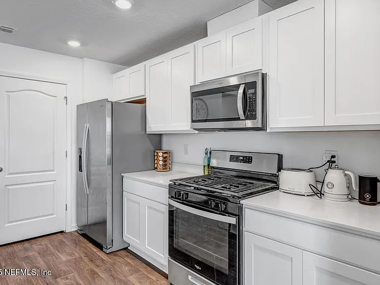 121 Ardila Cir — Photo 14