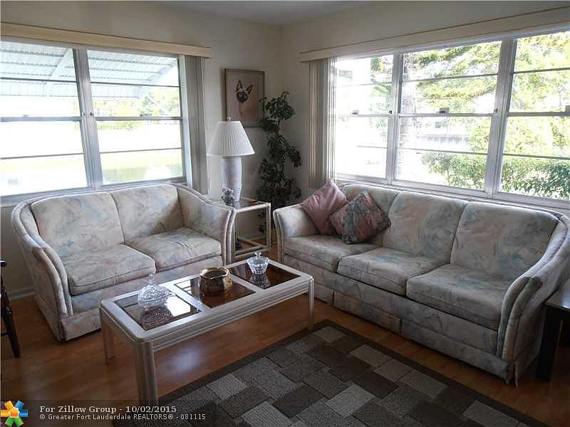 1st image of 21 Oakridge Cir #C
