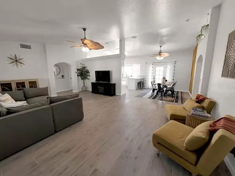 3480 Regal Ln — Photo 3