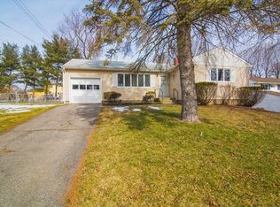 16 Tanager Rd, Brewster, NY 10509