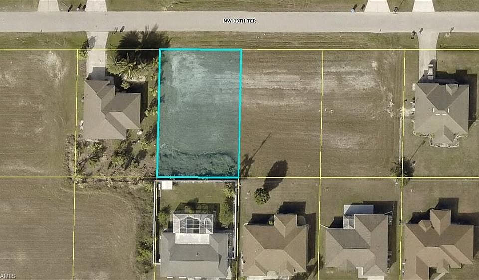 1st image of 214 NW 13th Ter