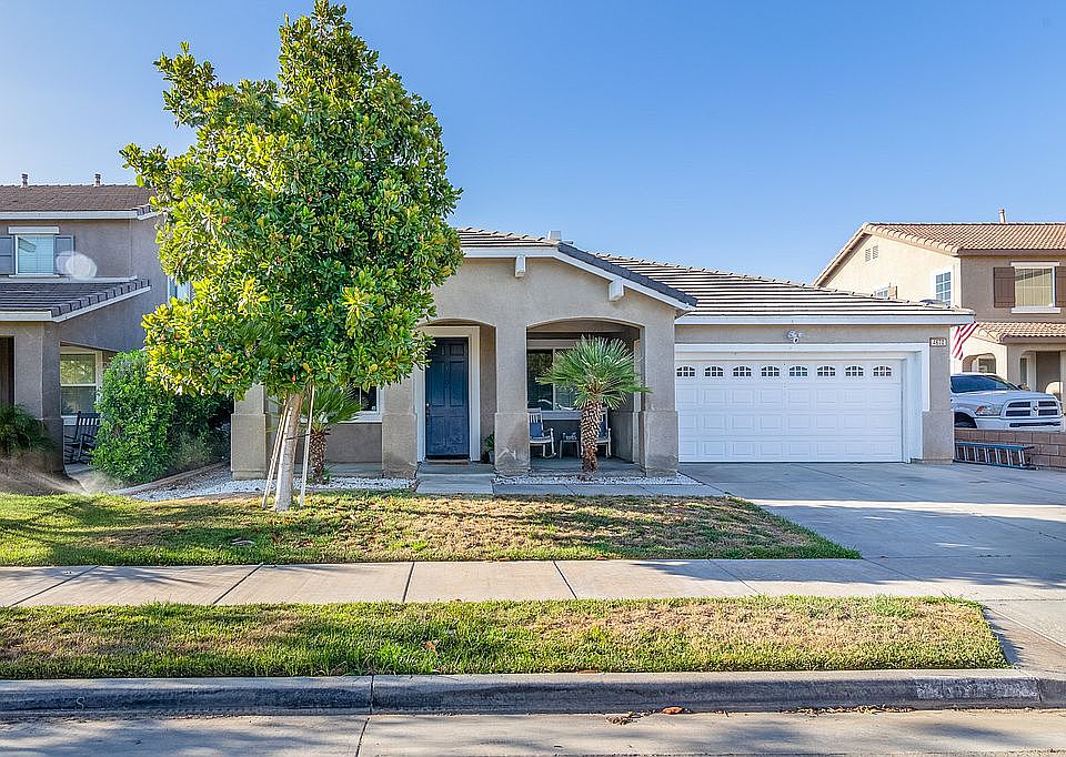1st image of 4670 Cassiope Ct