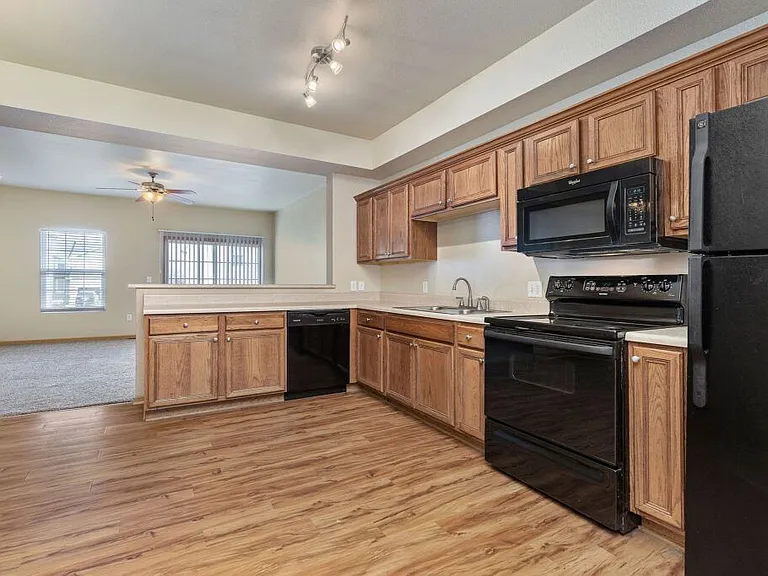 3314 N 103rd Place Edith 10353 #10333-10357 — Photo 5